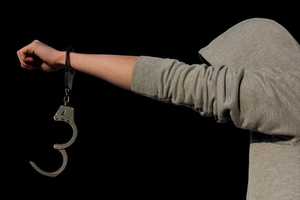 Cargos por delitos menores en California