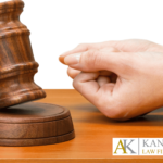 como saber si tengo orden de arresto en california