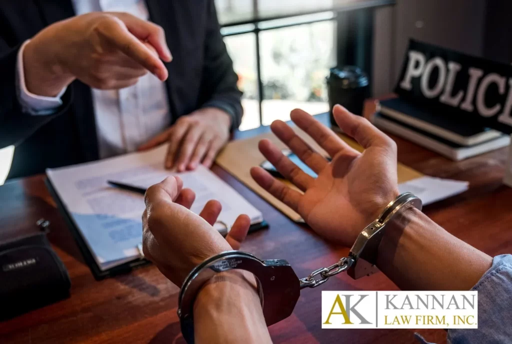 como demostrar que un policia miente